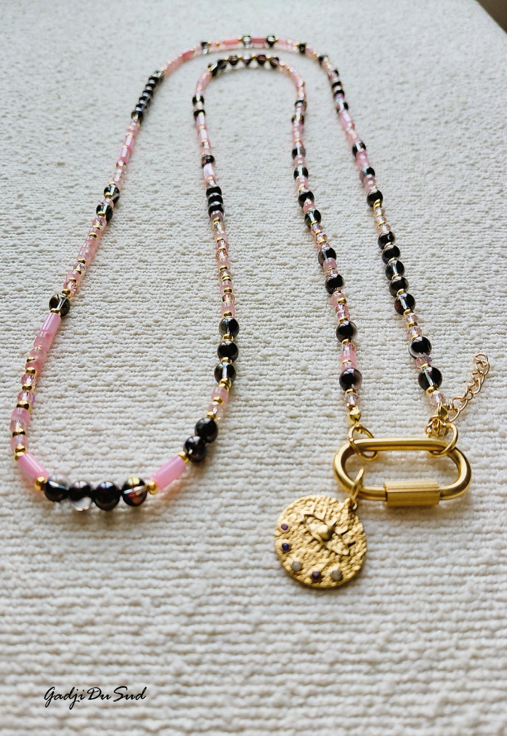 Collier Gadji Du Sud Baracouda "PETALES DE ROSE"2